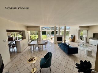  Maison à vendre 6 pièces 235 m²