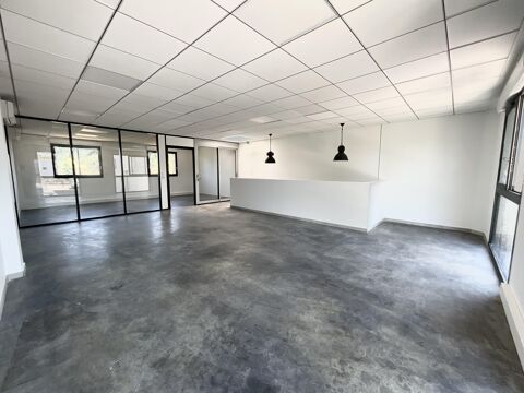 Vente murs pro  &agrave; Saint-laurent-de-mure 289000 69720 Saint-laurent-de-mure