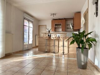  Maison  vendre 8 pices 173 m