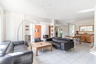  Maison  vendre 7 pices 140 m