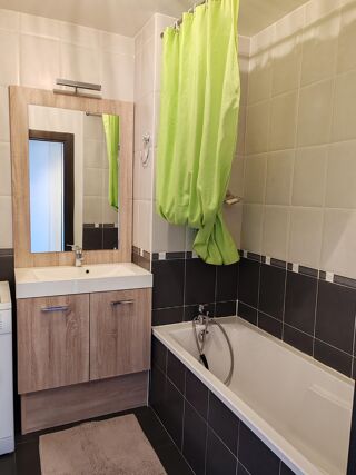  Appartement � vendre 4 pi�ces 79 m�