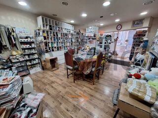  Immeuble  vendre 5 pices 145 m