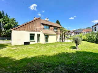  Maison  vendre 9 pices 229 m
