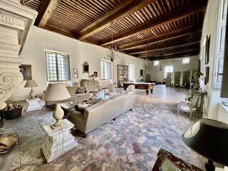  Propriété/château à vendre 4 pièces 312 m²