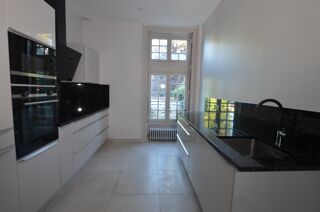  Maison à vendre 11 pièces 217 m²