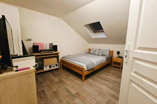  Maison à vendre 13 pièces 262 m²