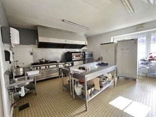  Immeuble à vendre 266 m² Saint-jory-de-chalais