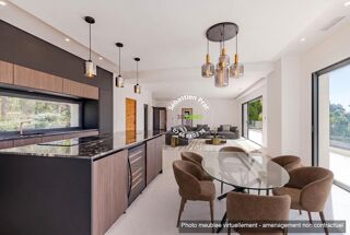  Maison 7 pièces  Roquebrune-sur-argens