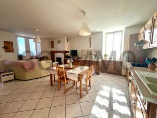  Maison  vendre 6 pices 