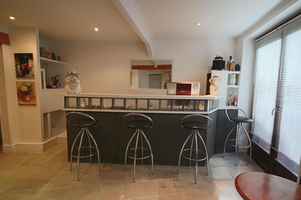 Vente Maison Maison 8 pi�ces Riom