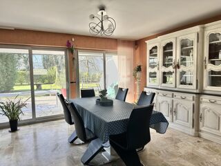  Maison � vendre 9 pi�ces 240 m�