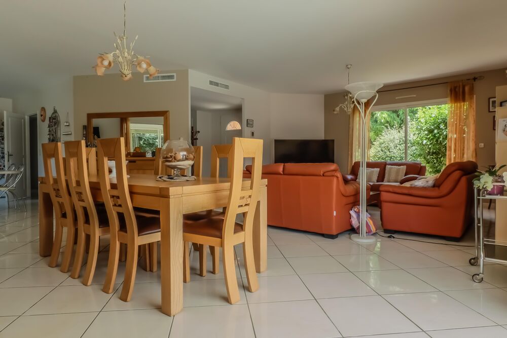 Vente Maison Villa 6 pièces Morlaàs
