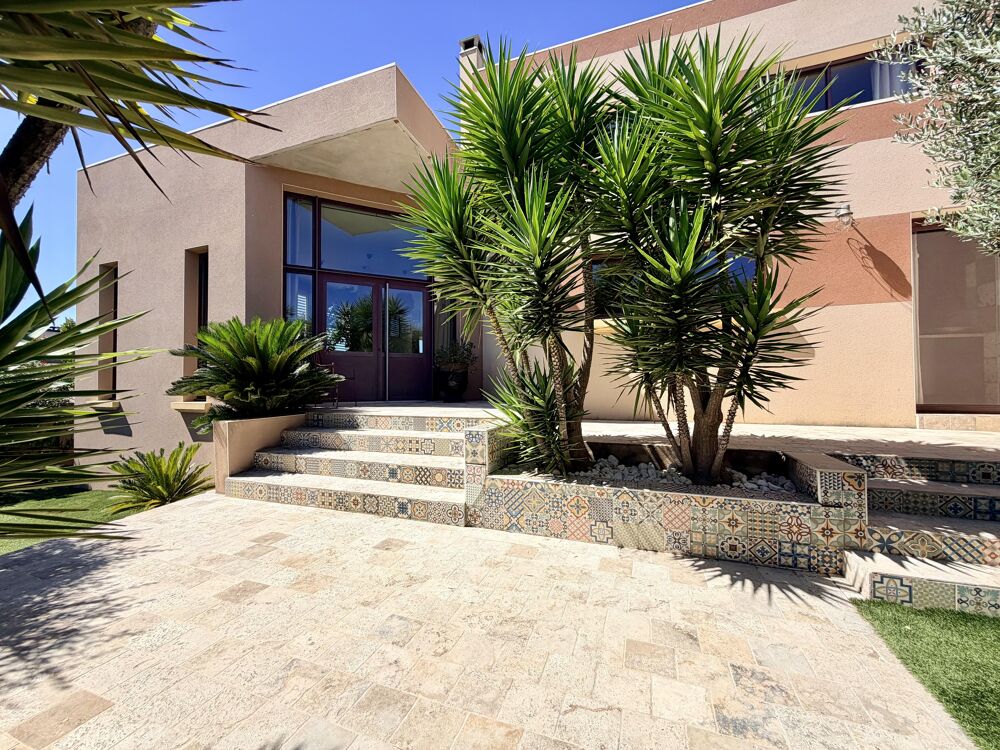 Maison 6 pièces 215 m² · à Sauvian · 215 m² · 832 000 €