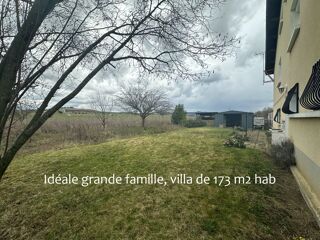  Maison  vendre 7 pices 