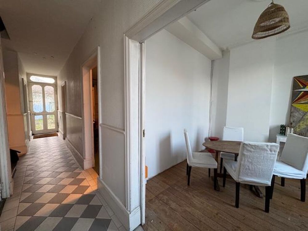 Vente Maison Maison ancienne 8 pièces Rochefort