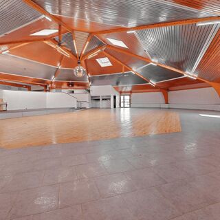  Immeuble � vendre 784 m�