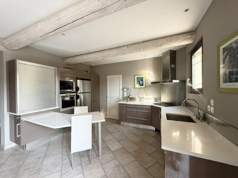à vendre  Maison Maubec (84660)