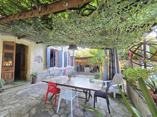  Maison � vendre 8 pi�ces 330 m�