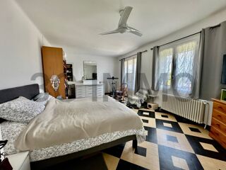  Maison � vendre 9 pi�ces 220 m�