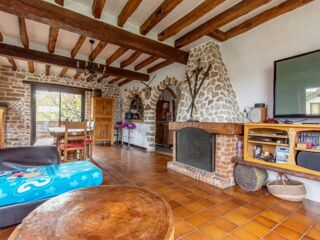  Maison � vendre 10 pi�ces 373 m�