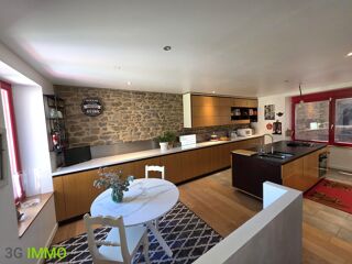  Maison � vendre 9 pi�ces 266 m�