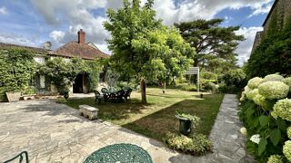  Maison à vendre 15 + pièces 352 m²