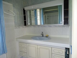  Maison  vendre 4 pices 