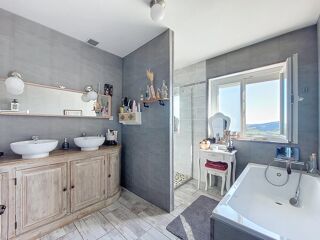  Maison  vendre 5 pices 141 m