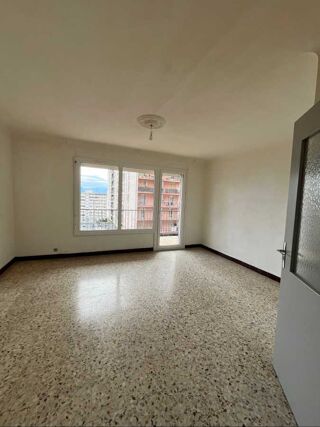  Appartement  vendre 4 pices 