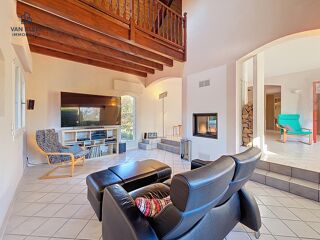  Maison  vendre 7 pices 