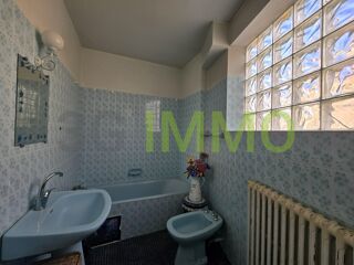  Maison  vendre 7 pices 