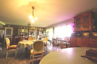  Maison  vendre 10 pices 230 m