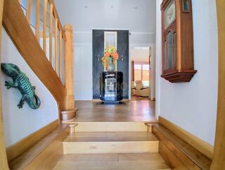  Maison à vendre 11 pièces 296 m²