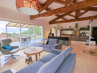  Maison  vendre 8 pices 