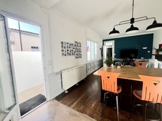  Maison � vendre 11 pi�ces 240 m�