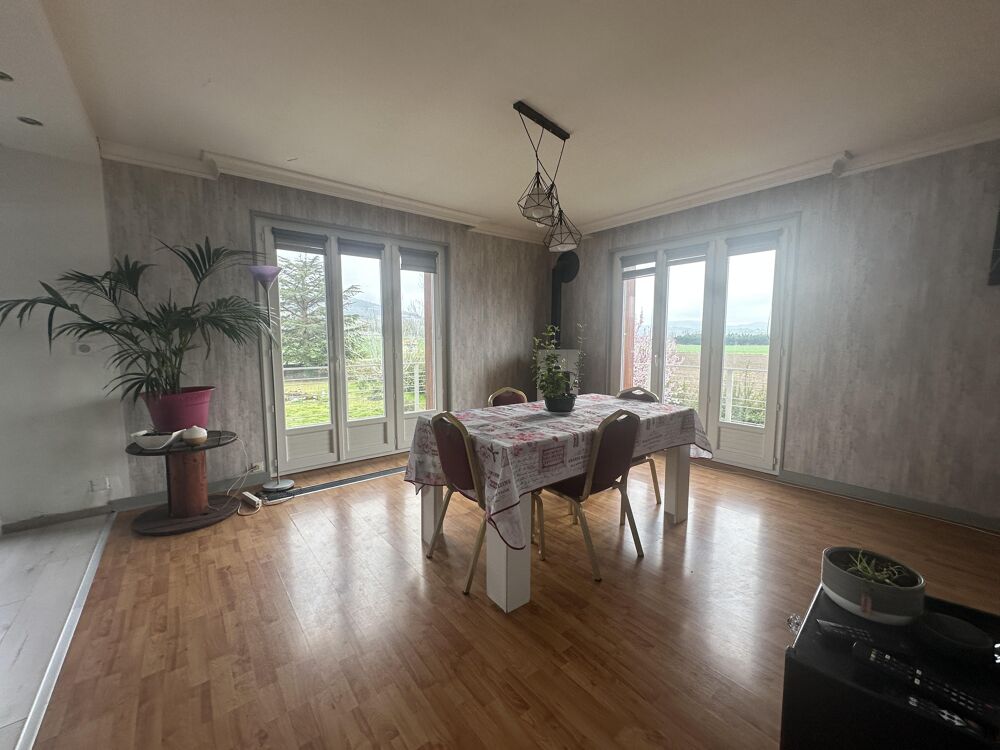 Vente Maison Maison et grand terrain 6 pièces Mur-sur-allier