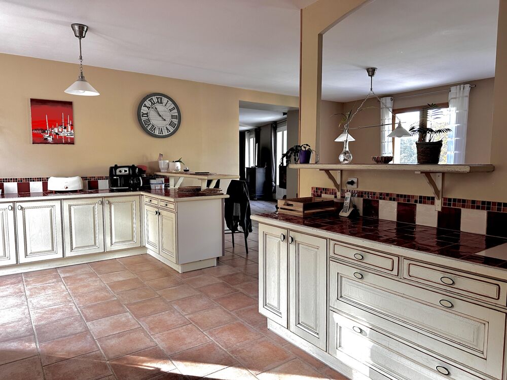 Vente Maison Villa 7 pièces Tavernes