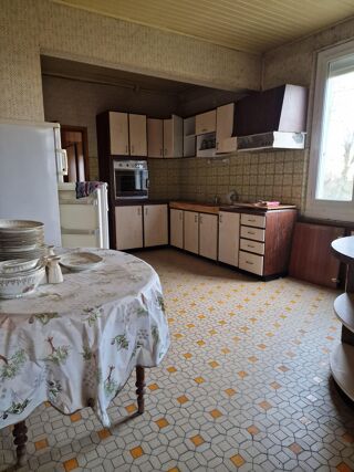  Maison à vendre 12 pièces 240 m²