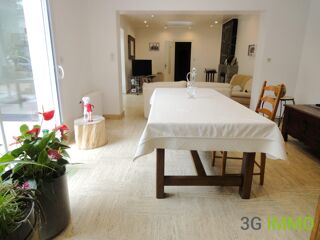  Maison � vendre 9 pi�ces 235 m�