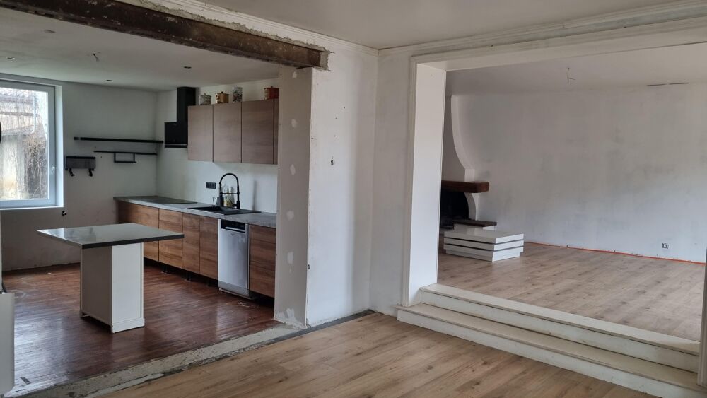 Vente Maison Maison avec dépendance 6 pièces La chapelle-de-guinchay