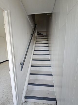  Immeuble à vendre 8 pièces 