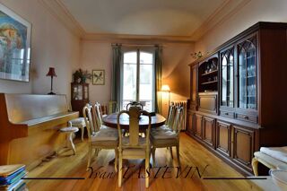  Maison à vendre 8 pièces 225 m²