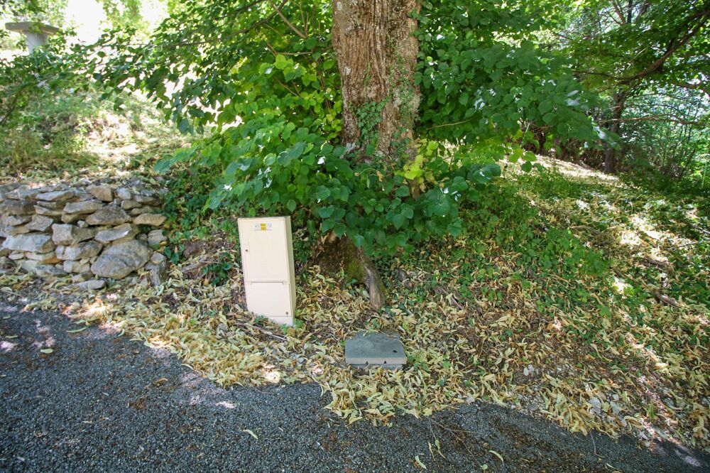 Vente Terrain Terrain constructible Montbrun-les-bains