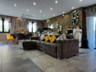  Maison  vendre 5 pices 155 m