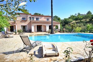 Vente Maison Villa 7 pièces Antibes