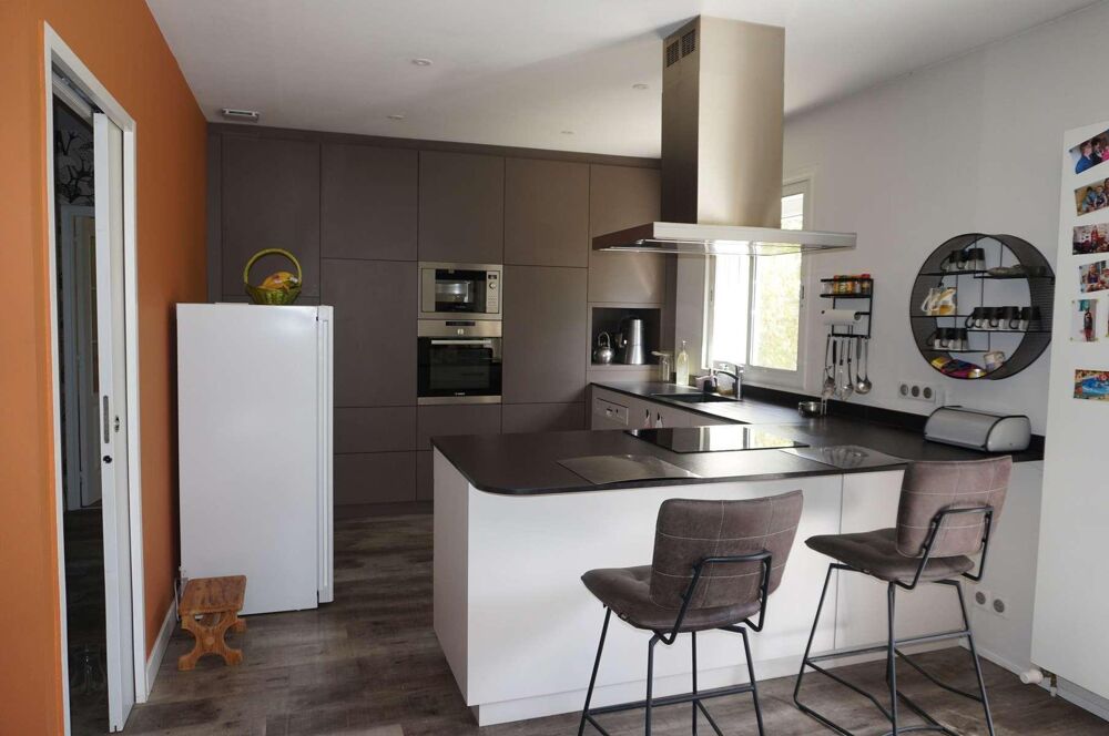 Vente Maison Maison 8 pièces Bellegarde-marsal