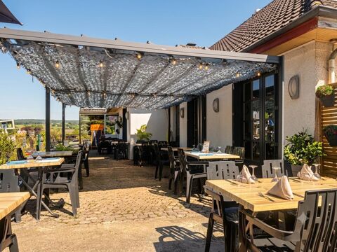 Vente murs pro Restaurant &agrave; Saint-jean-de-soudain 79000 38110 Saint-jean-de-soudain
