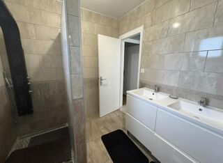  Maison  vendre 6 pices 145 m