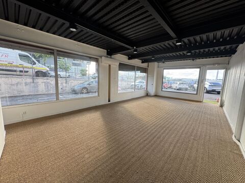 Location pro Divers commerces proximit&eacute; &agrave; Baie-mahault 3730 97122 Baie-mahault