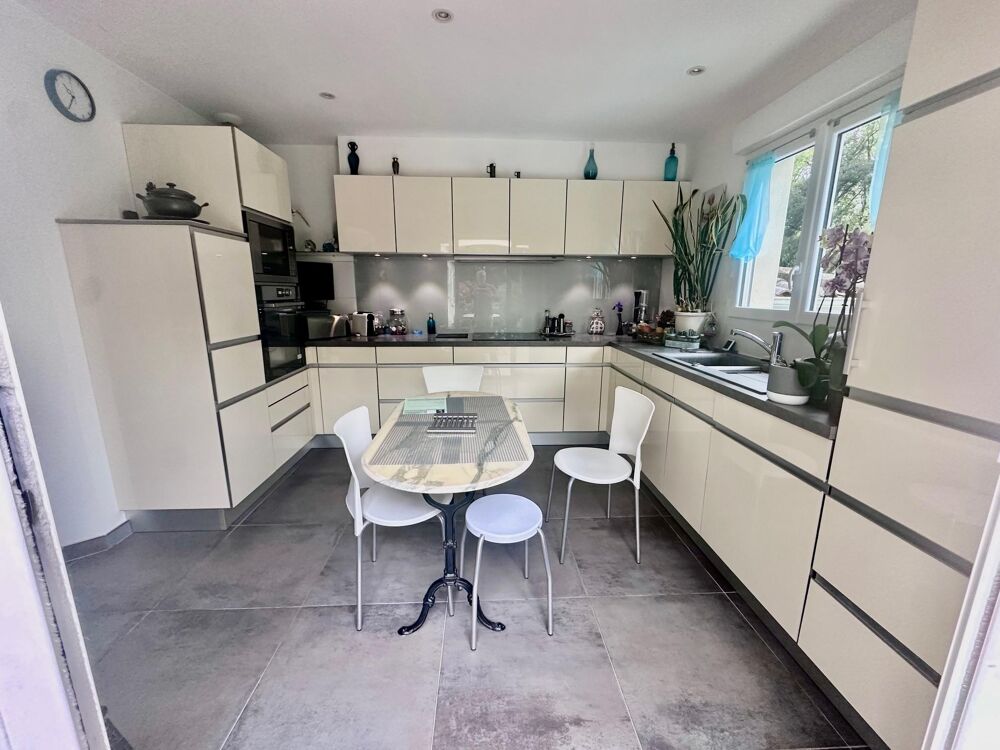 Vente Maison Maison de plain-pied 5 pi�ces Les mathes